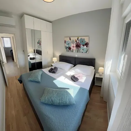 Town 2 Apartman *