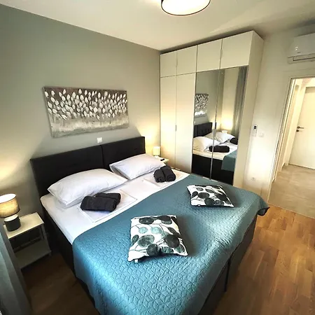 Apartamento Town 2 *